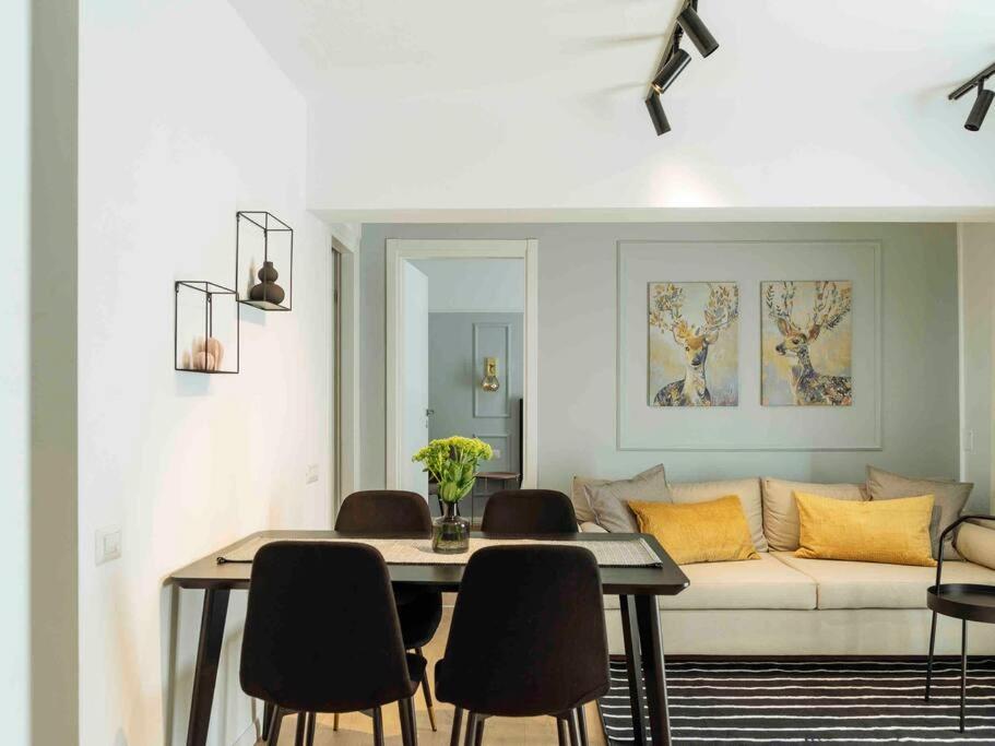 Bright 2Br Apartment - Top Location - City Balcony Bukarest Exteriör bild